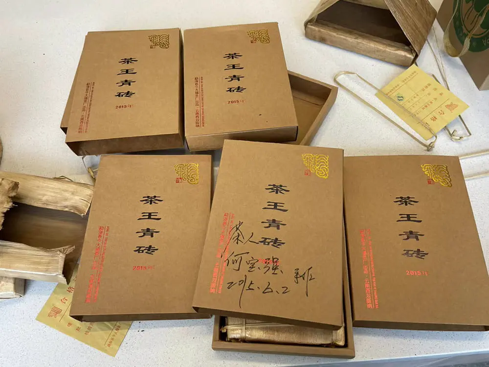 崇左回收今大福普洱茶2015年生茶熟茶