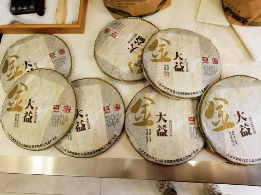 崇左老茶客亲测：回收普洱茶哪个平台好？我的实战经验分享